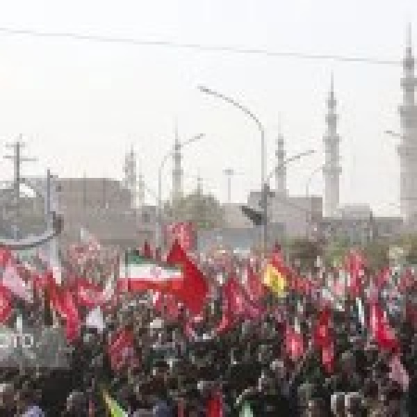 تشييع مليوني مهيب للقائد الشهيد في مدینة قم المقدسة