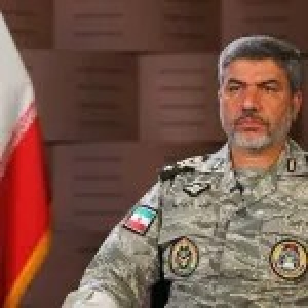 العمید أکرمي نيا الجاهزية الدفاعية للقوات المسلحة الإيرانية لا تقتصر على الحدود