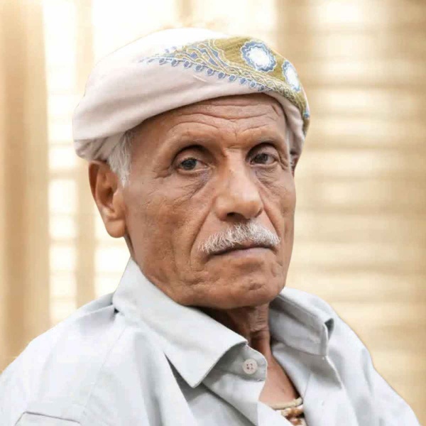 مدير إعلام لحج يعزي الصحفي راجح العمري في وفاة والده المناضل عبد الرب ثابت مدير إعلام لحج يعزي الصحفي راجح العمري في وفاة والده المناضل عبد الرب ثابت