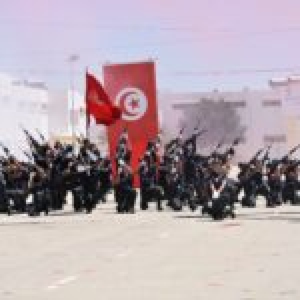 حفل تخرج الدورة 46 لحفاظ الأمن الوطني بالمدرسة الوطنية لتكوين رتباء ورقباء الأمن الوطني بسيدي سعد