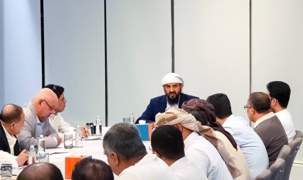 المحر مي يعقد لقاء موسعا مع الوفد الجنوبي ويؤكد أهمية الإعداد لإنجاح الحوار الجنوبي