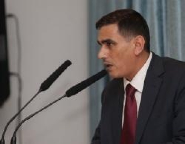 البلد لا تحتاج الى رواتب فقط نحتاج 150 مليار دولار لإعادة انشاء مدن معاصرة