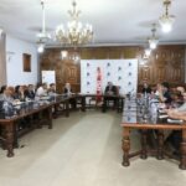 وزارة التجهيز تتابع حاليا 441 دراسة لمراجعة أمثلة التهيئة العمرانية وزارة التجهيز تتابع حاليا 441 دراسة لمراجعة أمثلة التهيئة العمرانية