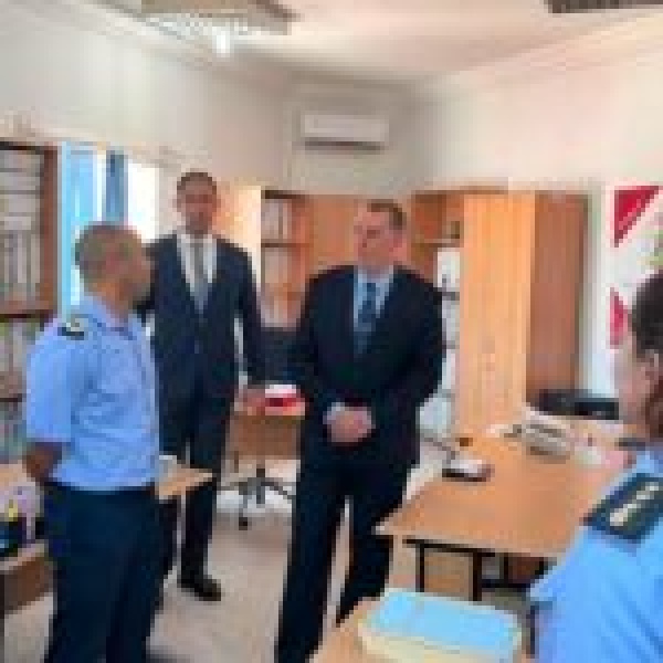 المدير العام للحماية المدنية يؤكد على ضرورة المحافظة على أعلى درجات اليقظة والجاهزية المدير العام للحماية المدنية يؤكد على ضرورة المحافظة على أعلى درجات اليقظة والجاهزية
