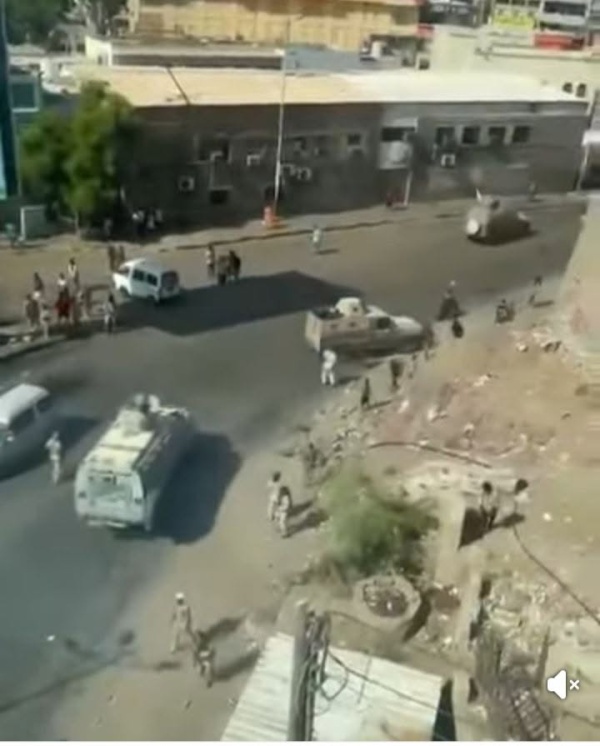 سقوط أهم مديريات عدن وتطويق قصر المعاشيق