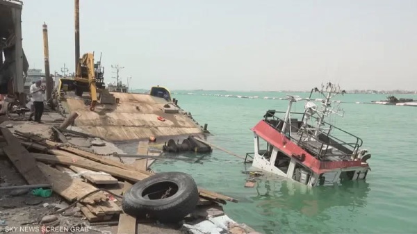 خروج أكبر قاعدة عسكرية غرب اليمن عن الخدمة خروج أكبر قاعدة عسكرية غرب اليمن عن الخدمة