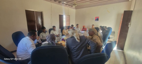 بتكليف المحافظ بن الوزير استكمال إجراءات الاستلام والتسليم لقيادة السلطة المحلية بمديرية رضوم بتكليف المحافظ بن الوزير استكمال إجراءات الاستلام والتسليم لقيادة السلطة المحلية بمديرية رضوم