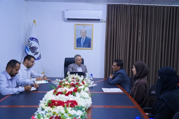 وزير الشؤون الاجتماعية والعمل يناقش مع عدد من مؤسسات المجتمع المدني تطوير تدخلاتها وفق الاحتياجات الوطنية