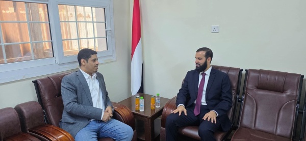 وزير حقوق الإنسان يلتقي محافظ أبين لبحث تعزيز التعاون الحقوقي والإنساني وزير حقوق الإنسان يلتقي محافظ أبين لبحث تعزيز التعاون الحقوقي والإنساني