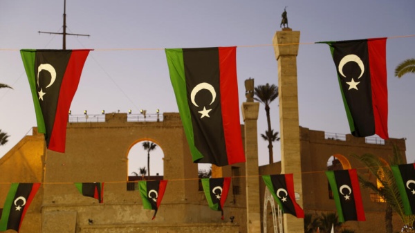 ليبيا اتفاق سياسي جديد بين حكومتي الشرق والغرب هل يضع حدا للانقسام