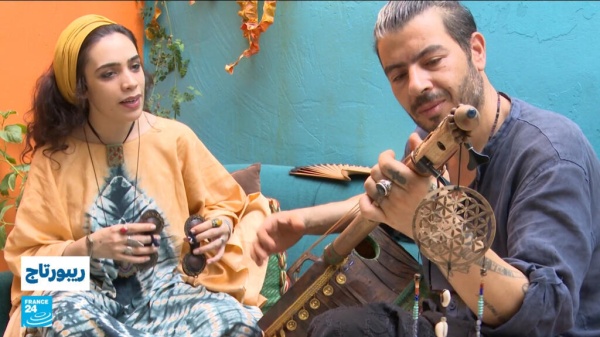 جذب ثنائي موسيقي تونسي يحافظ على التراث الصوفي ويجدده بأنغام إلكترونية
