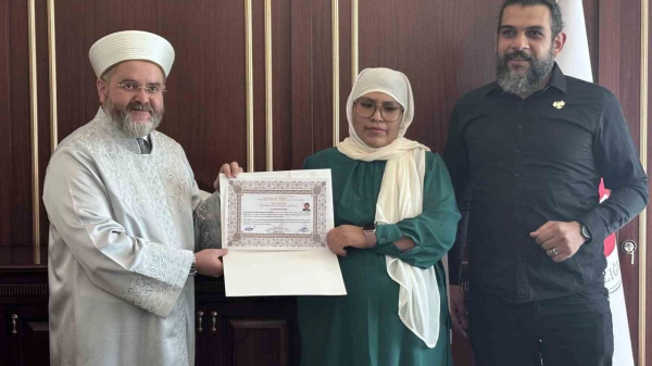 إثر زواجها بسوري أرجنتينية تشهر إسلامها في غازي عنتاب بعد رحلة بحث روحي إثر زواجها بسوري أرجنتينية تشهر إسلامها في غازي عنتاب بعد رحلة بحث روحي