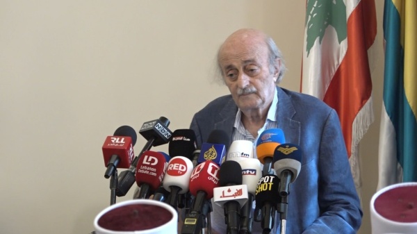 تقرير مصور جنبلاط يهاجم اتفاق الإطار ويصفه بالأحادي الجانب قناة المنار تقرير مصور جنبلاط يهاجم اتفاق الإطار ويصفه بالأحادي الجانب قناة المنار