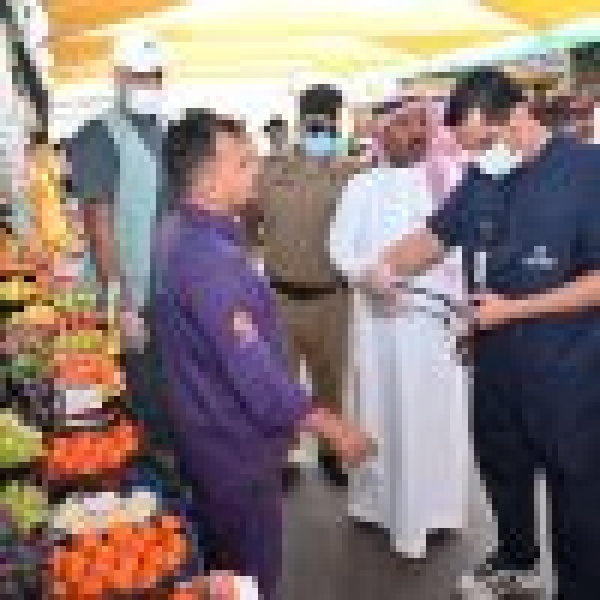 بيئة مكة ترصد 6998 مخالفة في أسواق النفع العام خلال النصف الأول من 2026 بيئة مكة ترصد 6998 مخالفة في أسواق النفع العام خلال النصف الأول من 2026