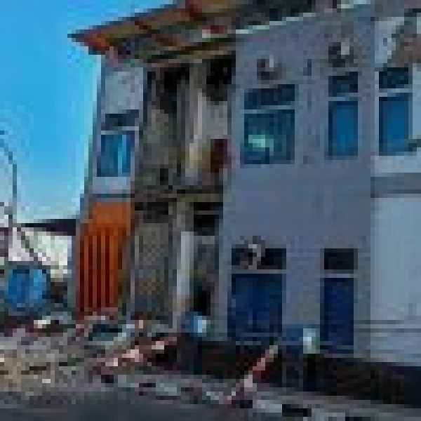ارتفاع حصيلة ضحايا زلزال إندونيسيا إلى 20 قتيل ا