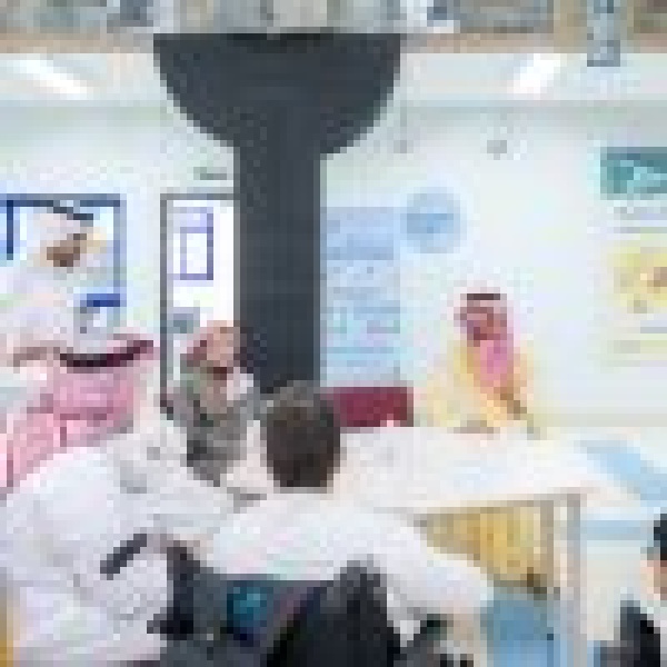 نائب أمير الباحة يشارك طلبة تعليم المنطقة انطلاقة يومهم الدراسي الأول للعام الجديد نائب أمير الباحة يشارك طلبة تعليم المنطقة انطلاقة يومهم الدراسي الأول للعام الجديد