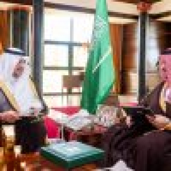 الأمير فهد بن سلطان يستعرض نتائج القبول بجامعة تبوك للعام الجامعي 1448هـ الأمير فهد بن سلطان يستعرض نتائج القبول بجامعة تبوك للعام الجامعي 1448هـ