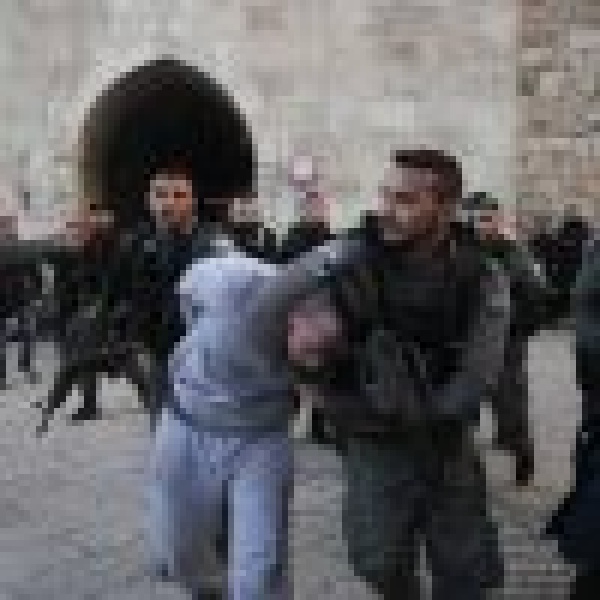 قوات الاحتلال الإسرائيلي تشن حملة مداهمات واسعة بقرى وبلدات شمال غرب القدس