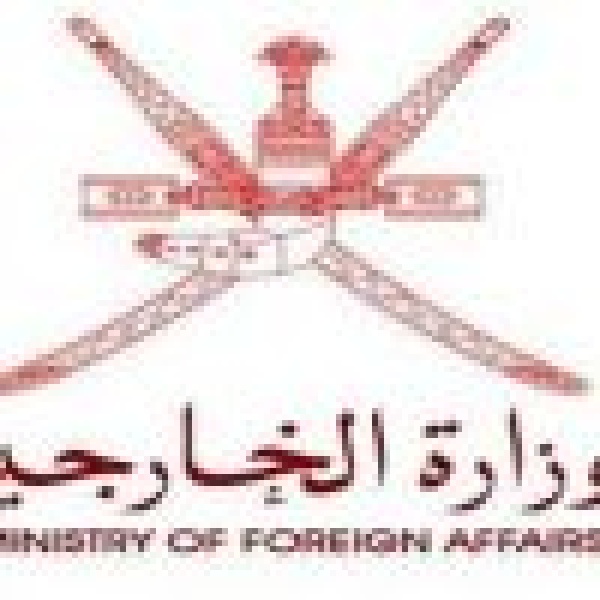 سلطنة ع مان ت دين استهداف مطاري أبها والملك خالد الد وليين