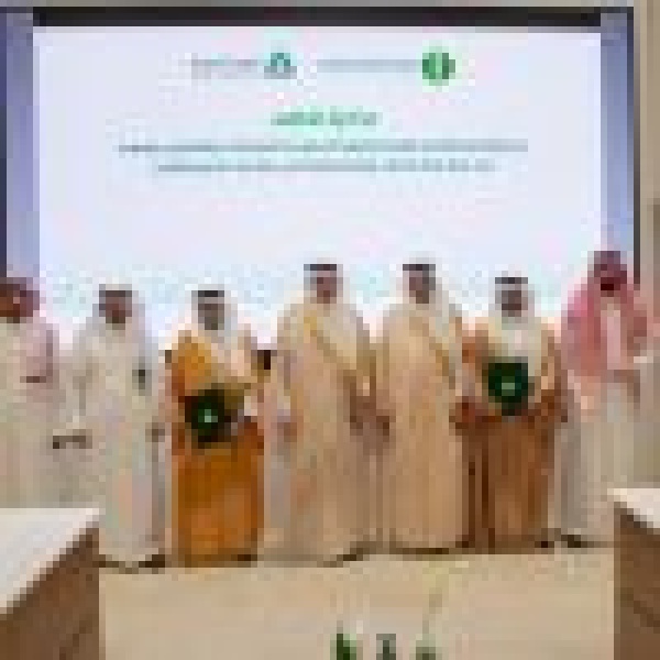 البيئة و المواصفات والمقاييس توقعان مذكرة تفاهم لتعزيز التعاون في الجودة والاستدامة والابتكار