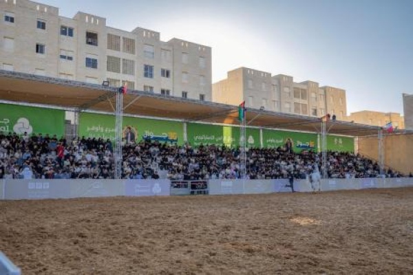عشرات الآلاف يشاركون في ختام بطولة روابي فلسطين لجمال الخيل العربية الأصيلة في مدينة روابي