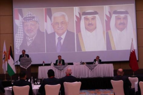 الرئيس عباس يهنئ الفائزين بعضوية المجلس الوطني الجديد ممثلين عن الجالية الفلسطينية في قطر