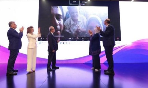 برعاية رئيس الوزراء إطلاق جائزة التميز لسيدات الأعمال 2026 وفوز سيدة من غزة بالمركز الأول
