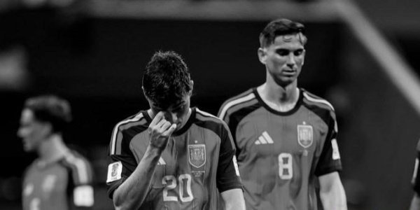 آخر 4 مباريات لإسبانيا في كأس العالم تذبذب غير متوقع آخر 4 مباريات لإسبانيا في كأس العالم تذبذب غير متوقع
