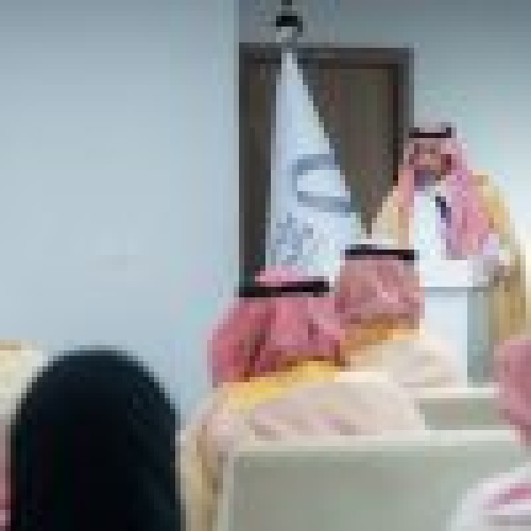 يهدف لتطوير مهارات الخريجين وفق أحدث الممارسات العالمية وزير الصناعة يرعى حفل تخريج الدفعة الثانية من برنامج ygp يهدف لتطوير مهارات الخريجين وفق أحدث الممارسات العالمية وزير الصناعة يرعى حفل تخريج الدفعة الثانية من برنامج ygp