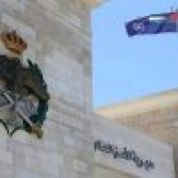 مديرية الأمن العام الأردنية تعلن القبض على منفذي العملية الإرهابية بكنيسة الكرك مديرية الأمن العام الأردنية تعلن القبض على منفذي العملية الإرهابية بكنيسة الكرك