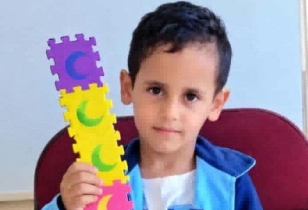 قصف حوثي على قرى جبل حبشي يودي بحياة طفل في تعز