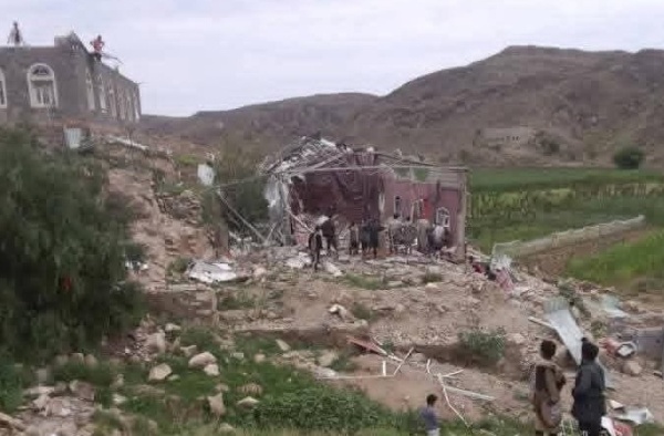الحوثيون يفج رون منزل شيخ قبلي في البيضاء والأخير يتعهد بمواصلة موقفه الحوثيون يفج رون منزل شيخ قبلي في البيضاء والأخير يتعهد بمواصلة موقفه