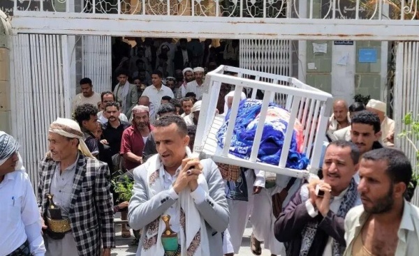 حريق مأساوي في تعز يودي بحياة أسرة كاملة داخل شقتها السكنية حريق مأساوي في تعز يودي بحياة أسرة كاملة داخل شقتها السكنية