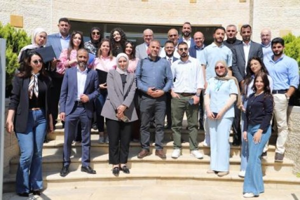 بورصة فلسطين ومعهد ماس يختتمان دورة تدريبية متخصصة في التحليل المالي وإدارة المحافظ الاستثمارية بورصة فلسطين ومعهد ماس يختتمان دورة تدريبية متخصصة في التحليل المالي وإدارة المحافظ الاستثمارية