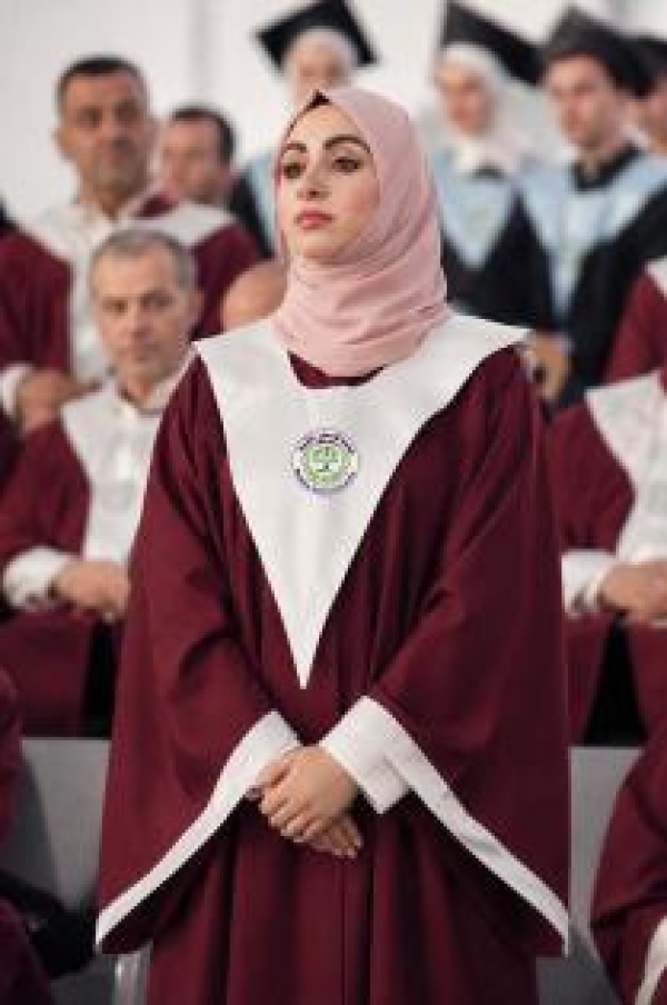 محطة أكاديمية جديدة في مسيرة الإعلام الفلسطيني الدكتورة ولاء بطاط ترتقي إلى رتبة أستاذ مشارك محطة أكاديمية جديدة في مسيرة الإعلام الفلسطيني الدكتورة ولاء بطاط ترتقي إلى رتبة أستاذ مشارك