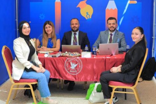 أكثر من 110 طالب وخريج من جامعة النجاح يحصلون على فرص عمل بعد اجتيازهم مقابلات التوظيف أكثر من 110 طالب وخريج من جامعة النجاح يحصلون على فرص عمل بعد اجتيازهم مقابلات التوظيف
