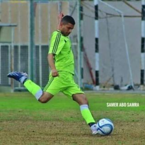 بين الركام كرة القدم في غزة تعود إلى الملاعب