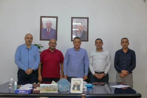 جامعة الأزهر والاتحاد العام للصناعات الفلسطينية يبحثان الخطوات العملية لتنفيذ مذكرة تفاهم لتطوير التدريب المهني والتقني
