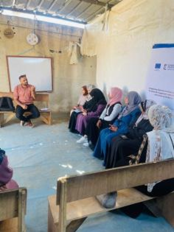 ورشة تعريفية بمجالس الظل تستهدف عضوات مجلس ظل بلدية دير البلح ورشة تعريفية بمجالس الظل تستهدف عضوات مجلس ظل بلدية دير البلح