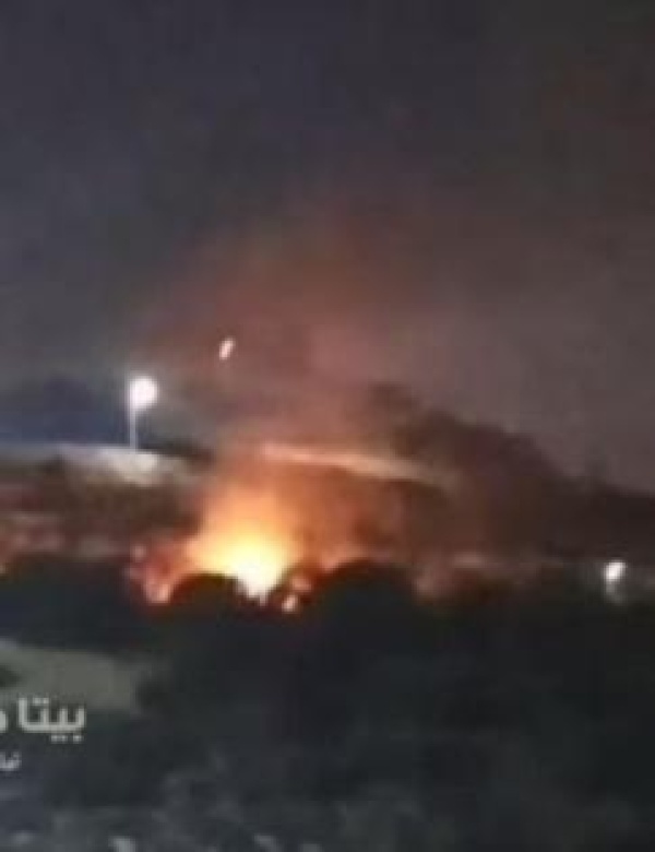 تصعيد إرهابي للمستوطنين جنوب نابلس إحراق أراض في بيتا واستهداف مركبات المواطنين قرب بورين
