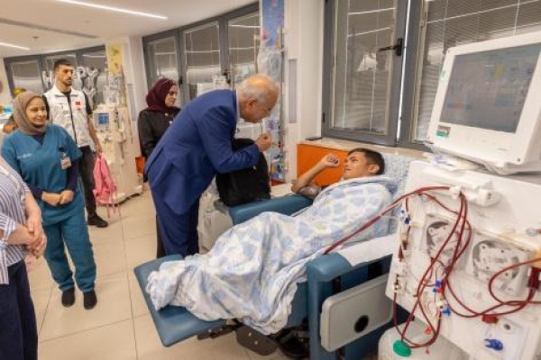 بيت مال القدس ترسم البسمة على وجوه الأطفال المصابين بالسرطان وأمراض الكلى في المطلع