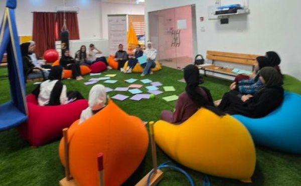 جمعية المرأة العاملة تختتم سلسلة لقاءات المجموعة الداعمة في مخيم الجلزون جمعية المرأة العاملة تختتم سلسلة لقاءات المجموعة الداعمة في مخيم الجلزون
