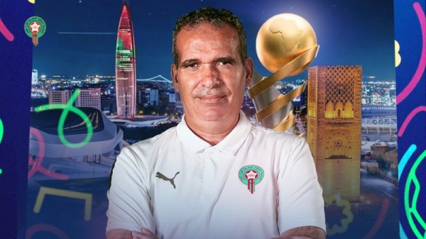 هشام الدكيك يوجه الدعوة إلى 14 لاعبا للمشاركة في كأس إفريقيا هشام الدكيك يوجه الدعوة إلى 14 لاعبا للمشاركة في كأس إفريقيا