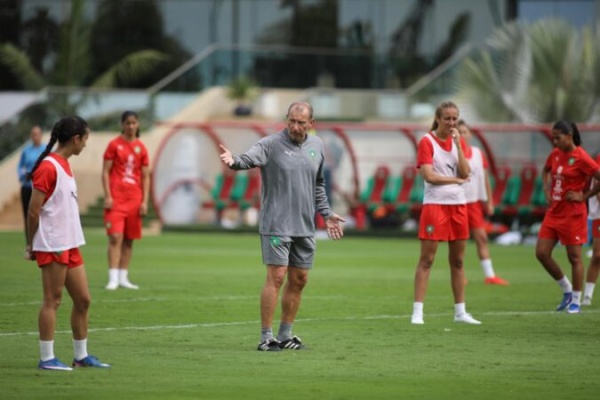 إريك بلاهيك مدربا جديدا للمنتخب الوطني النسوي خلفا لخورخي فيلدا إريك بلاهيك مدربا جديدا للمنتخب الوطني النسوي خلفا لخورخي فيلدا