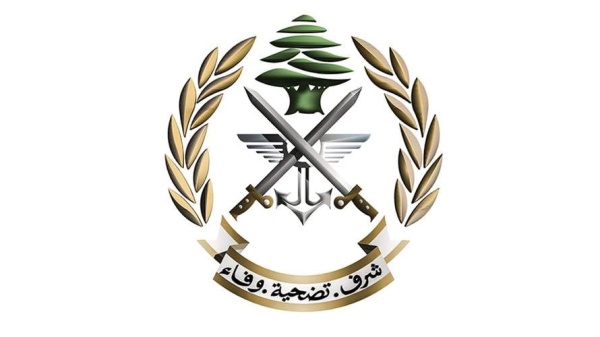 الجيش استشهاد أحد العسكريين وإصابة ضابط وعسكري بجروح جراء انفجار جسم مشبوه بآلية للجيش في بلدة المنصوري صور عاجل الجيش استشهاد أحد العسكريين وإصابة ضابط وعسكري بجروح جراء انفجار جسم مشبوه بآلية للجيش في بلدة المنصوري صور عاجل