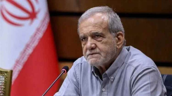 الرئيس الإيراني يعلن عن موقف جديد بشأن اتفاق مكة للدفاع المشترك