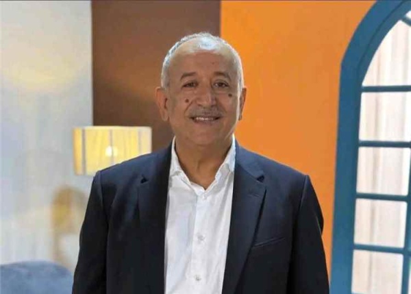 محافظ تعز الأسبق يكشف تفاصيل الهجوم الحوثي ويدعو إلى فتح الجبهات وتوحيد غرفة العمليات محافظ تعز الأسبق يكشف تفاصيل الهجوم الحوثي ويدعو إلى فتح الجبهات وتوحيد غرفة العمليات