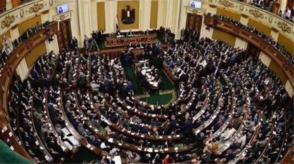 تحرك عسكري مصري مرتقب نحو السعودية البرلمان يحسم اليوم ملف مواجهة الحوثيين تحرك عسكري مصري مرتقب نحو السعودية البرلمان يحسم اليوم ملف مواجهة الحوثيين