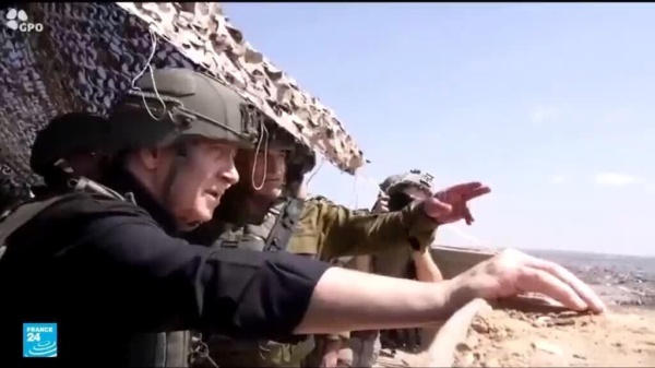 إسرائيل تنتظر الضوء الأخضر من واشنطن لإخراج الفلسطينيين من قطاع غزة
