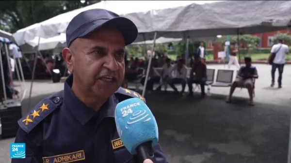 نيبال السلطات تواجه صعوبات في التعرف على هويات الضحايا